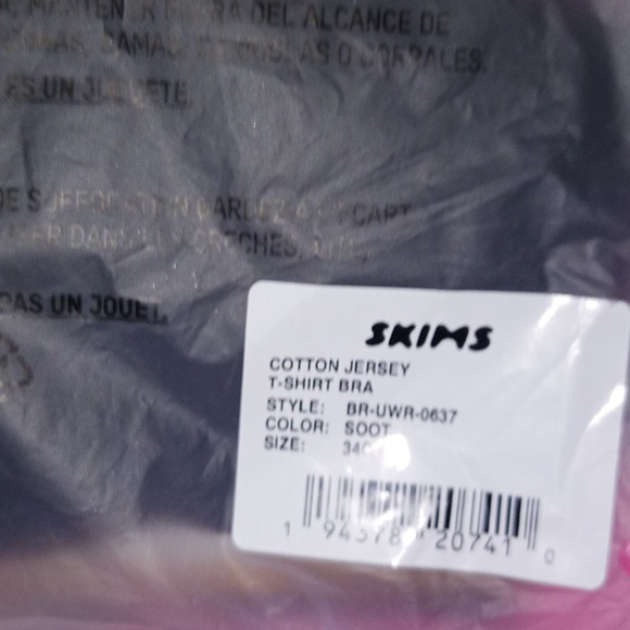 Skims Cotton Jersey t-shirt bra - Picture 6 of 6